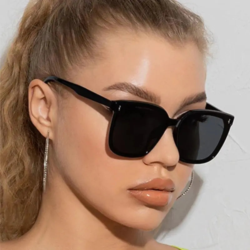 BOSCARA Classic Square Sunglasses